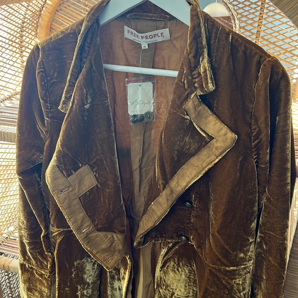 NWT Free People Faye Velvet Jacket - Picture 8 of 11